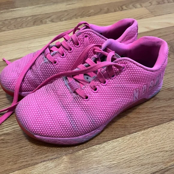 NOBULL Women's Neon Pink Trainers - Picture 4 of 6
